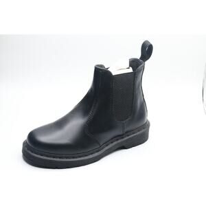 Dr. Martens Unisex 2976 Mono Smooth Leather Chelsea Boot, Black, 7 Women